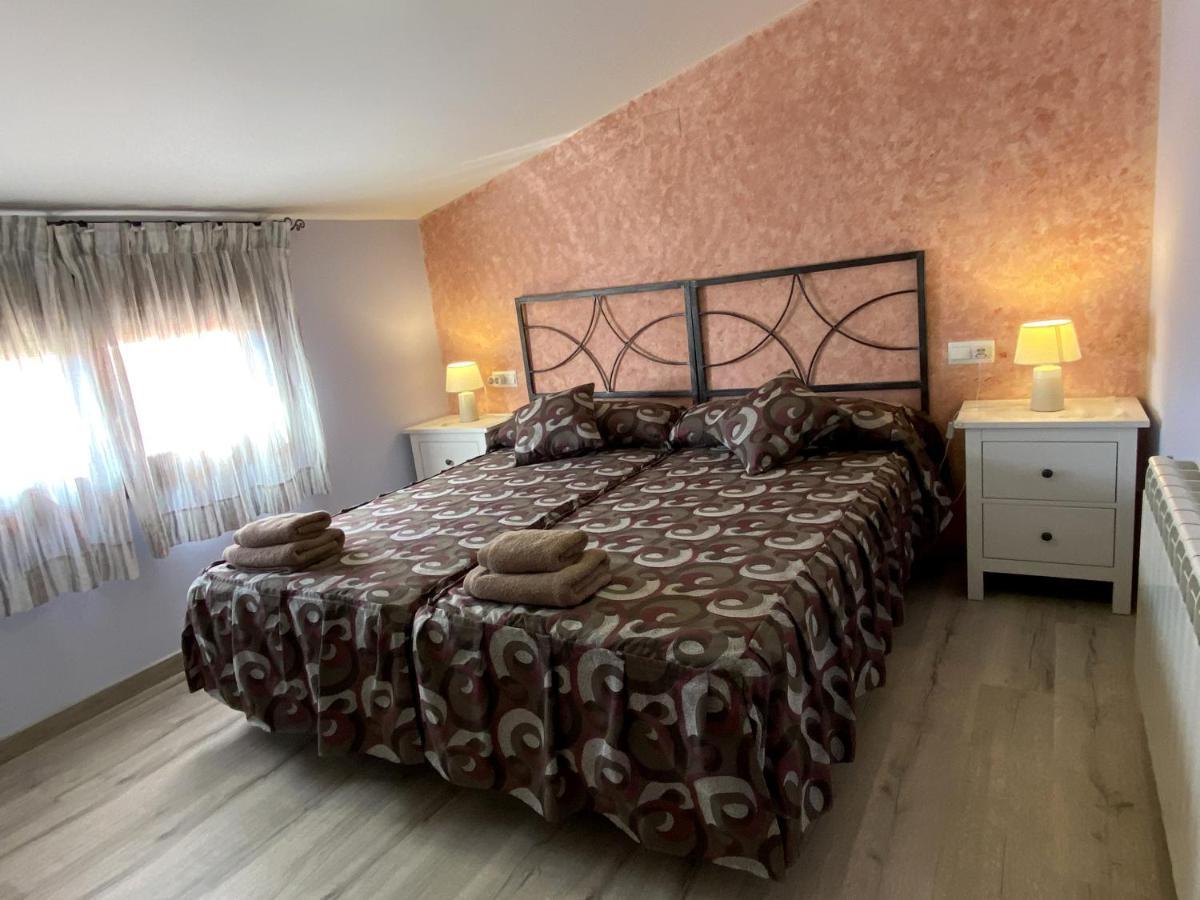 Apartamentos De Turismo Rural Las Eras Castelserás Zewnętrze zdjęcie