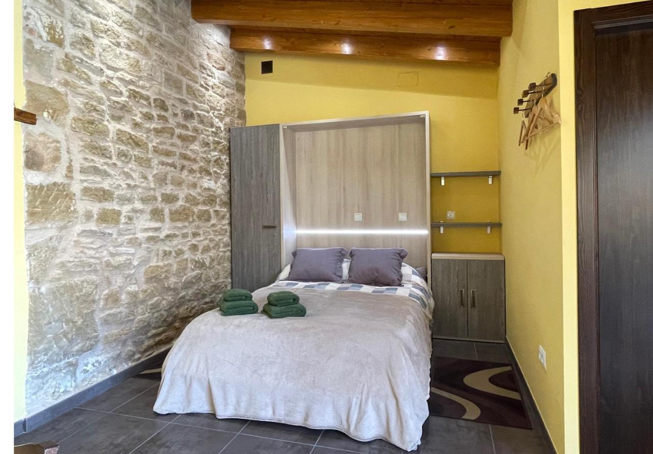 Apartamentos De Turismo Rural Las Eras Castelserás Zewnętrze zdjęcie