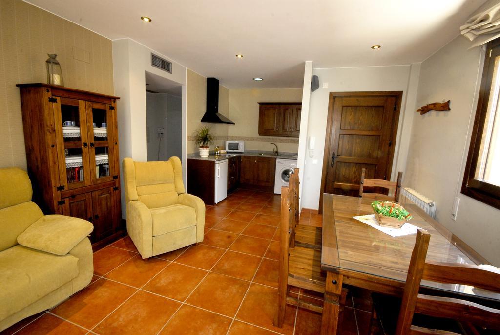 Apartamentos De Turismo Rural Las Eras Castelserás Zewnętrze zdjęcie