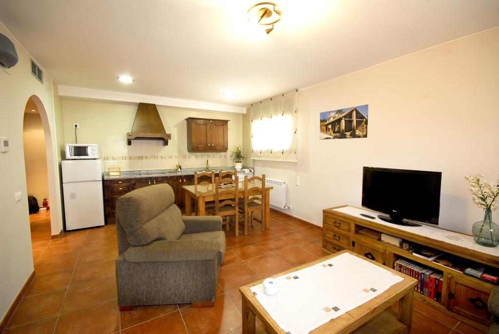 Apartamentos De Turismo Rural Las Eras Castelserás Zewnętrze zdjęcie